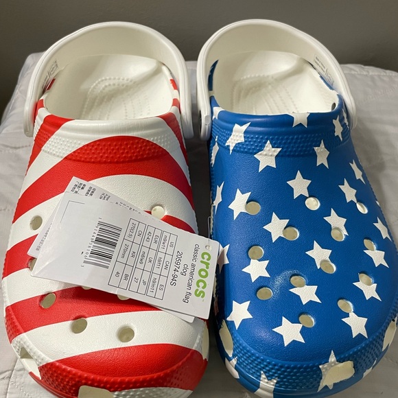 Classic American Flag CROCS M9/W11 - Picture 2 of 6